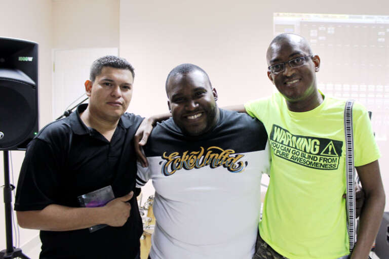 PRODUCCIÓN Y PERCUSIÓN LATINA 8 noticia39 8 1