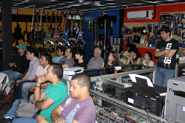 ELECTRO EXPO INMUSIC 2014 5 noticia49 5