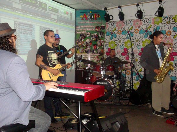 LANZAMIENTO DE LA CONSOLA AVID S3L 4 noticia70 4