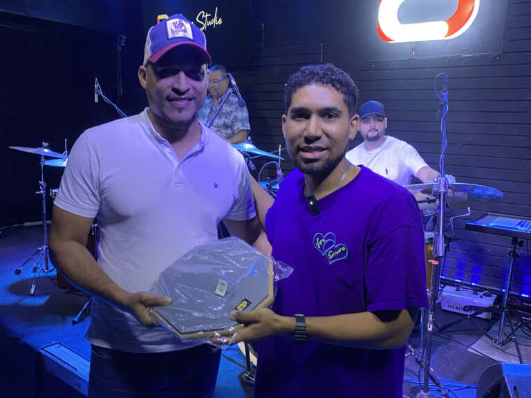 CLASE DE PERCUSIÓN CON DANI BLOIZ 7 clinica bloiz7